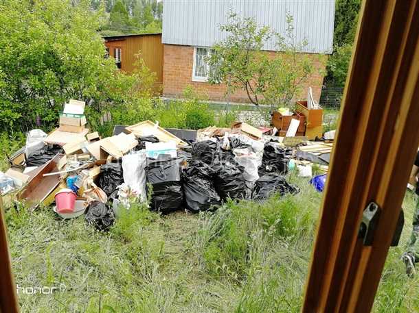 Старые доски на ящики